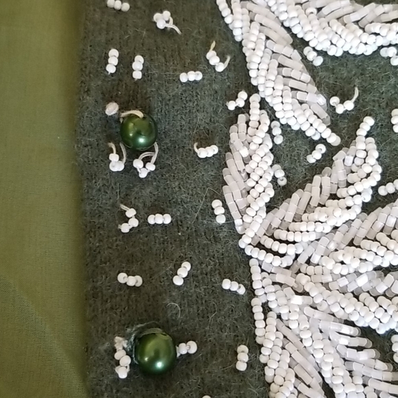 Beautiful Vintage hand made beaded cardigan - Picture 4 of 8